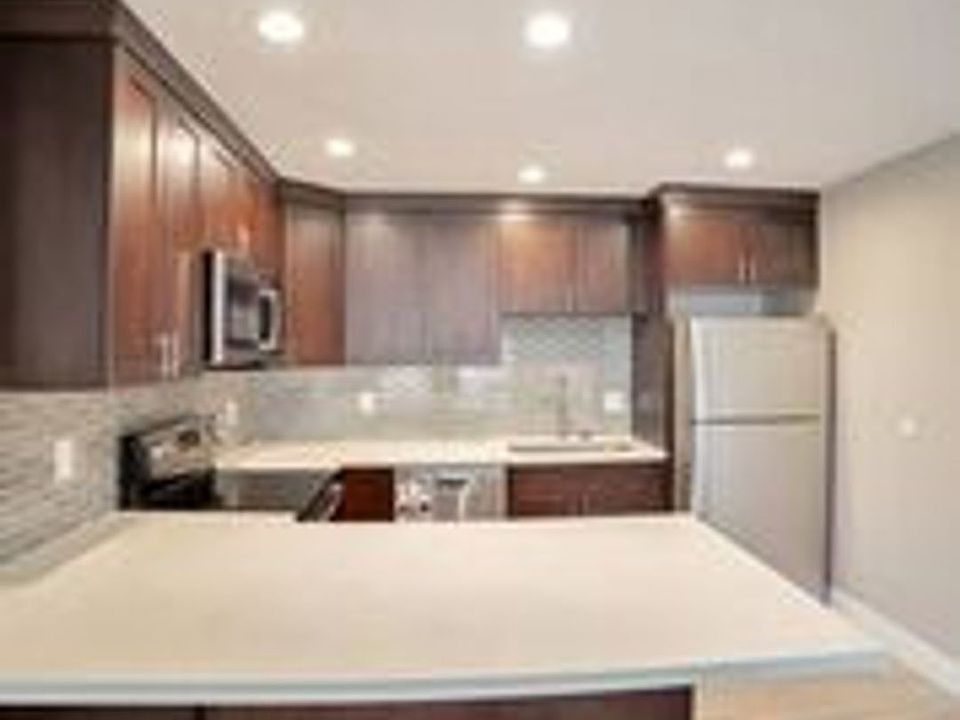 1st image of 7014 E Palm Ln APT 2