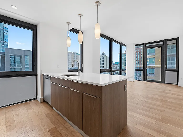 41-22 24th St #5B — Photo 4