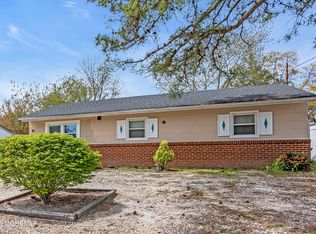 111 3rd Ave, Waretown, NJ 08758