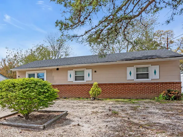 111 3rd Street, Waretown, NJ 08758