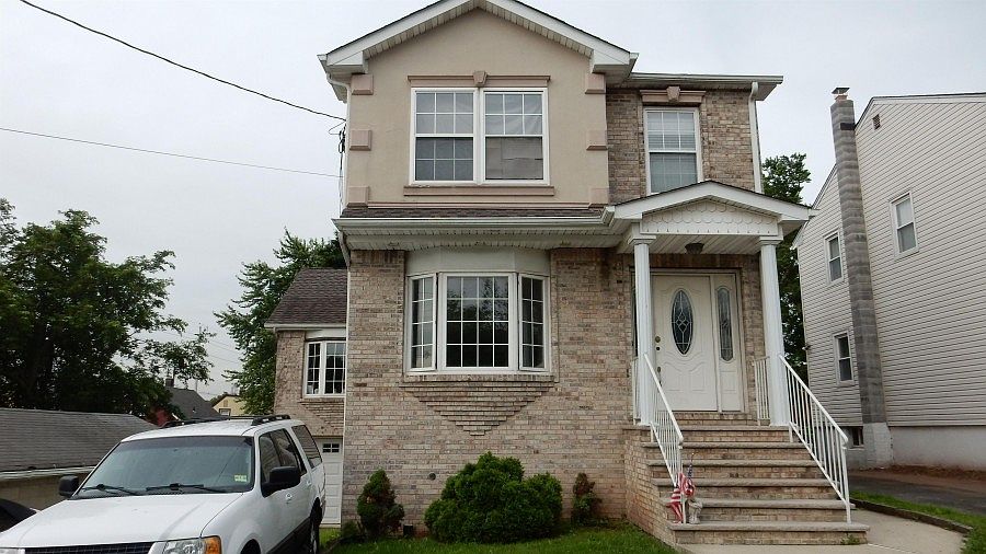 1st image of 207 Union Ave