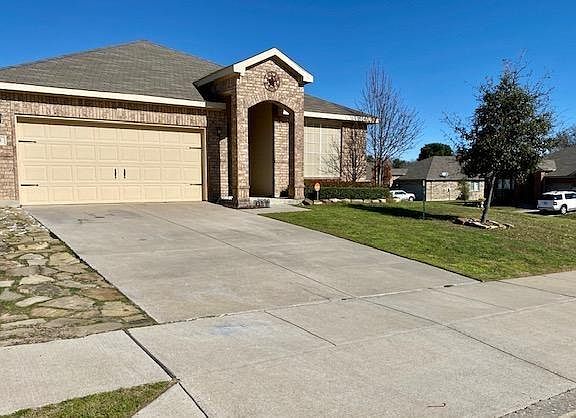 3rd image of 445 San Lucas Dr