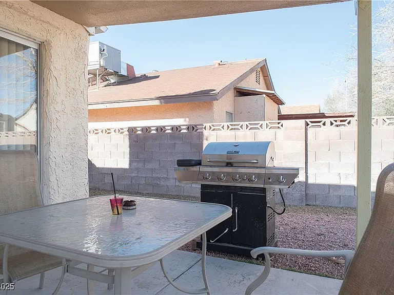 7250 Hardtack Cir — Photo 34