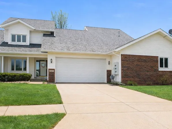 5025 Cleburne Ct, Pleasant Hill, IA 50327