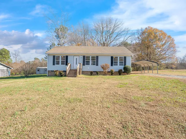 122 McNair Dr, Henderson, NC 27537