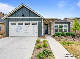 6967 E Robinson Ave, Fresno, CA 93727