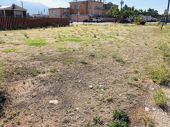 3rd image of Calle Barrio Nuevo