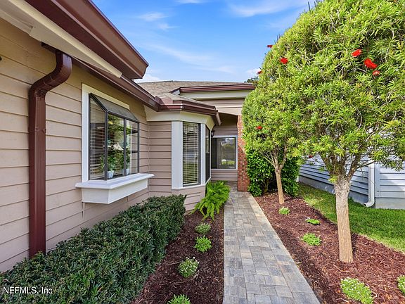 4th image of 45 WALKERS RIDGE Drive