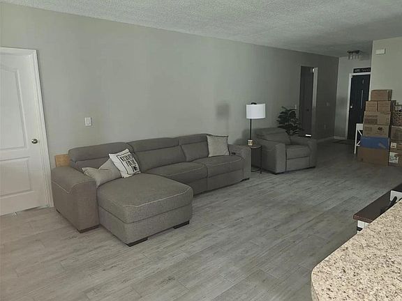 4th image of 1357 Sequoia Rd NW