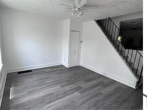 485 Potterton Hts, Philadelphia, PA 19144