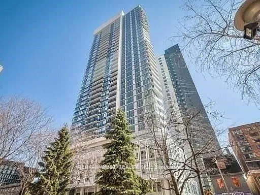 77 Mutual St #708 — Photo 1