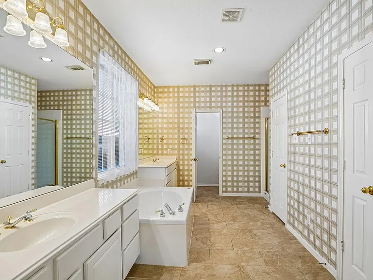 15415 Truslow Point Ln — Photo 25