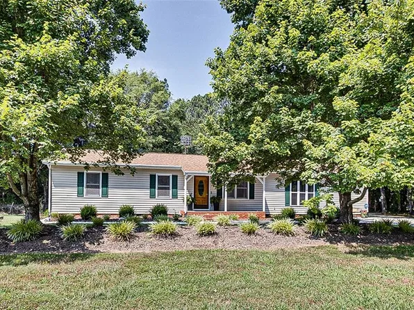 835 Pearleman Teague Rd, Siler City, NC 27344