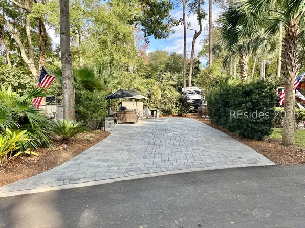 133 Arrow Rd #5, Hilton Head Island, SC 29928