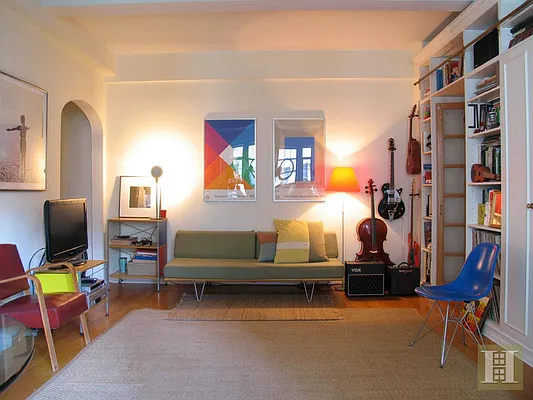 Rented by Halstead Real Estate | media 13