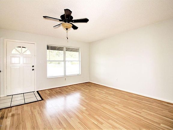 5th image of 14249 SE 51st Ave