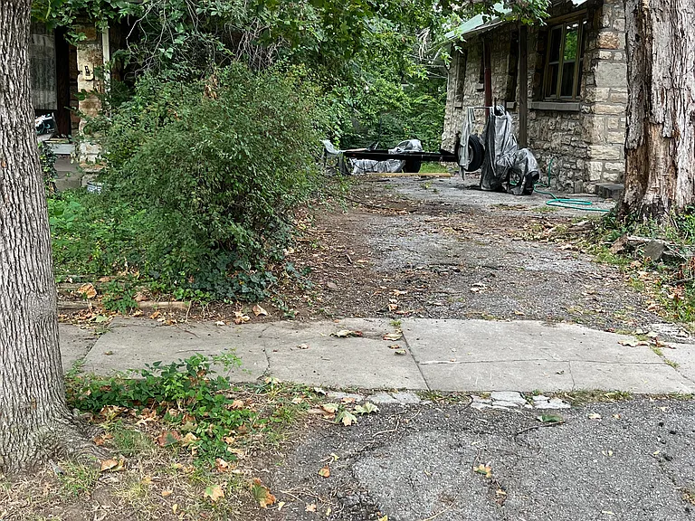 4404 Genessee St #HOUSE — Photo 15