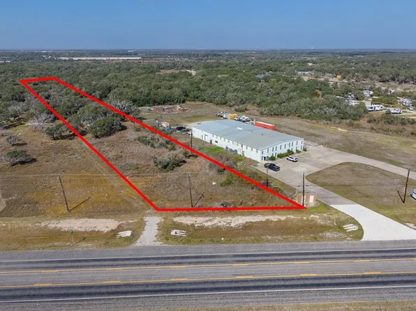 4311 Highway 35 S, Rockport, TX 78382