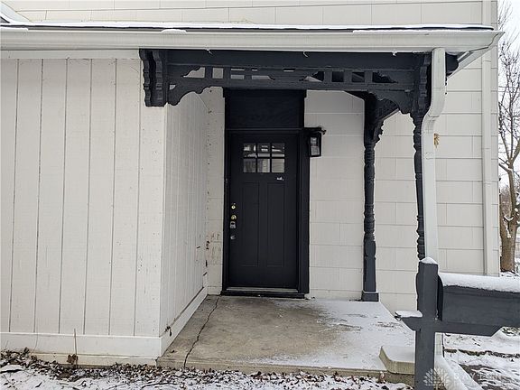 2nd image of 242 Laurel Oak St