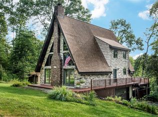 127 Kiowa Woods Ln, Zelienople, PA 16063