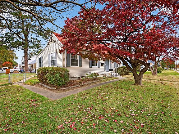 2nd image of 8615 Tidewater Dr