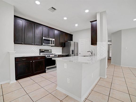 3rd image of 3630 Spring Canyon Trl