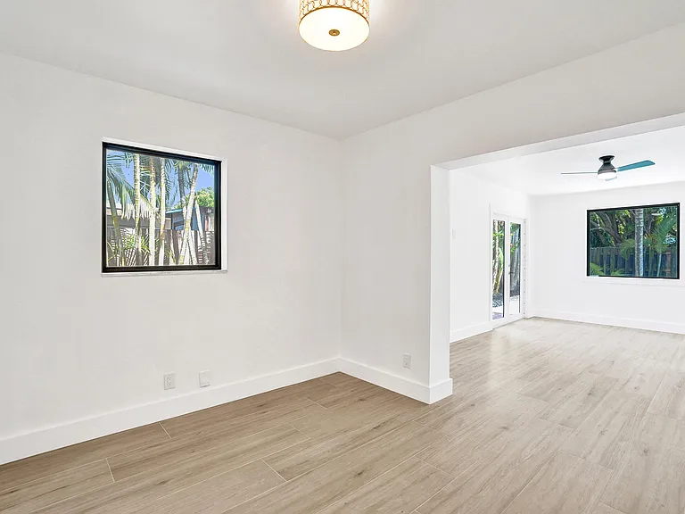 1250 SW 4th St — Photo 36