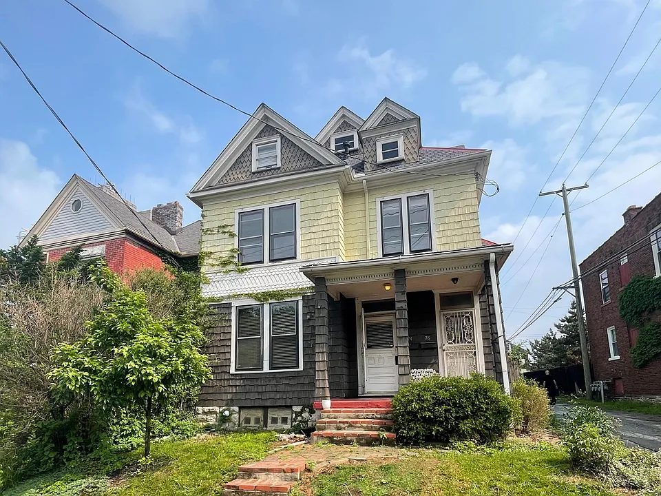 74 E 7th Ave #74 E 7TH AVENUE
