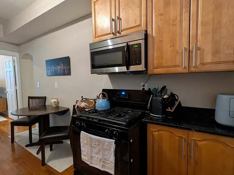 5022 N Winthrop Ave #2W — Photo 22