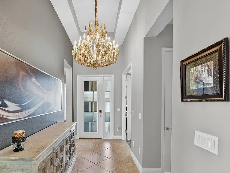 30724 Lindentree Dr — Photo 7