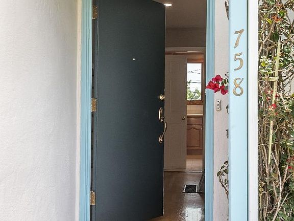 2nd image of 758 Magnolia Ave