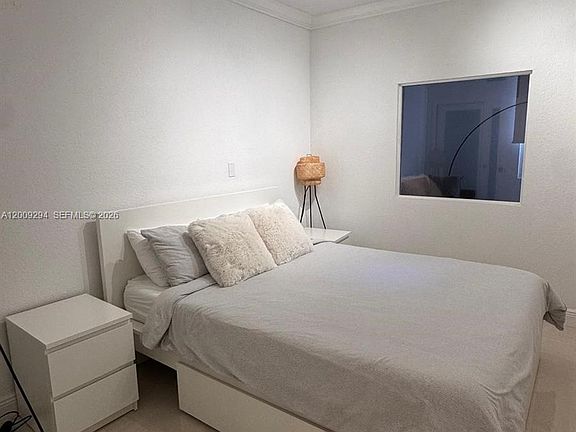 5th image of 2301 Collins Ave APT 427