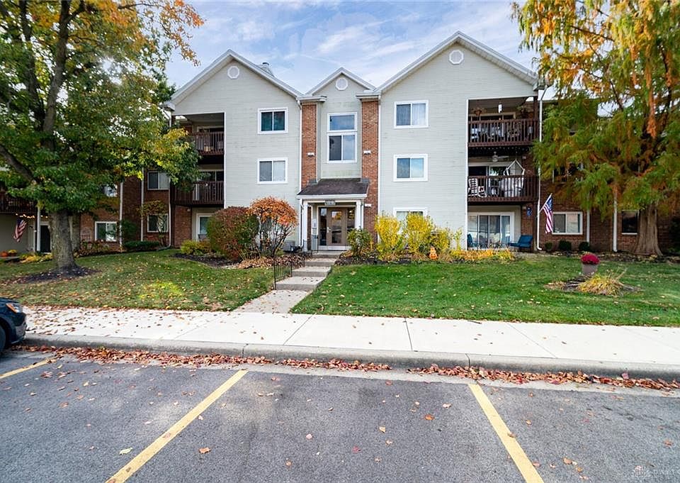1st image of 1510 Lake Pointe Way #15106