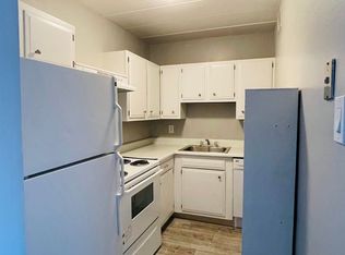 6374 Library Rd APT 201, Library, PA 15129