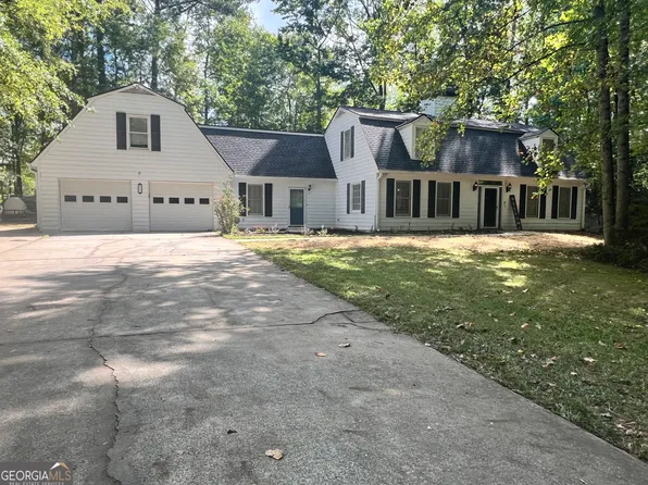 11 Jacks Dr, Newnan, GA 30263