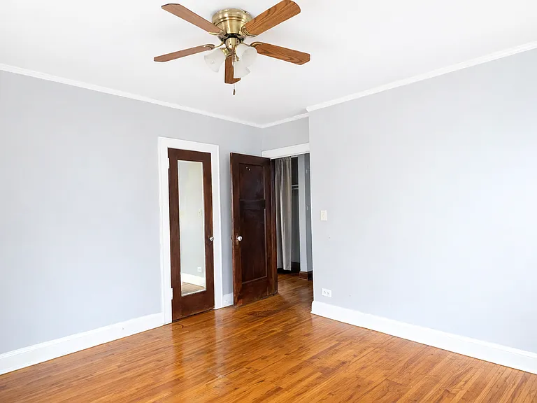 813 University Ave SE — Photo 3