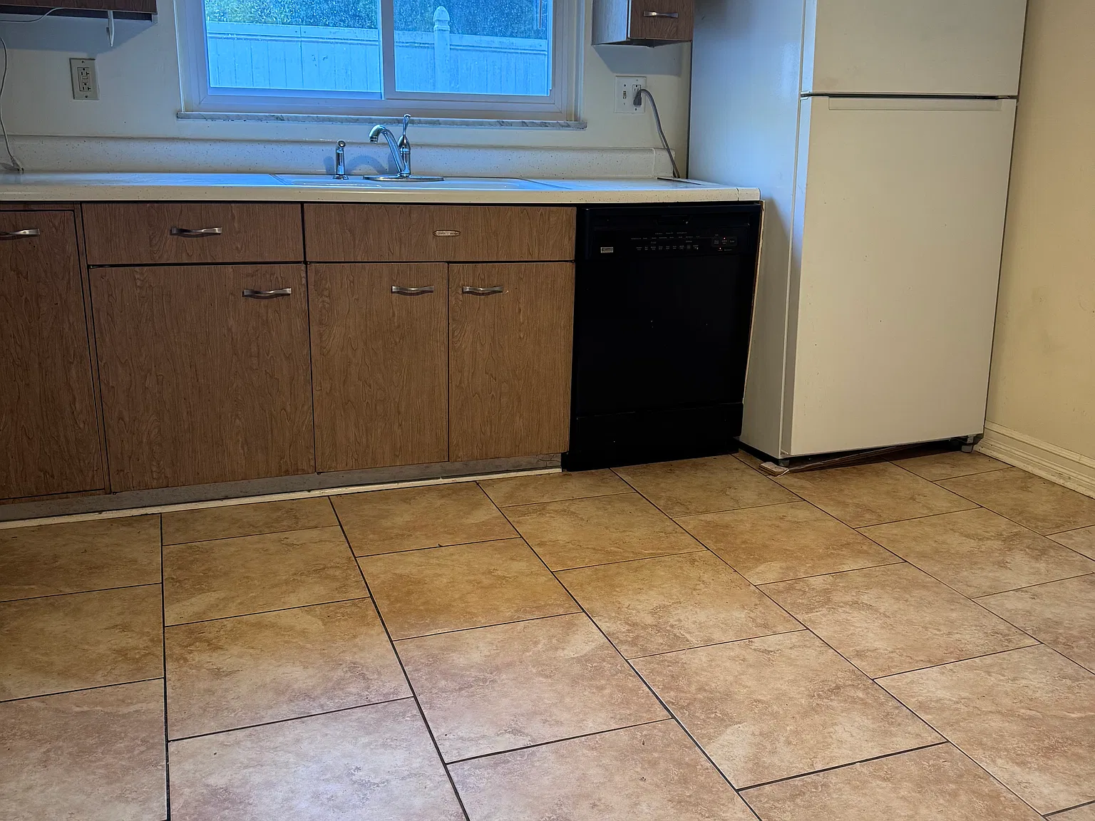 2 bed, $1,095 — Photo 4