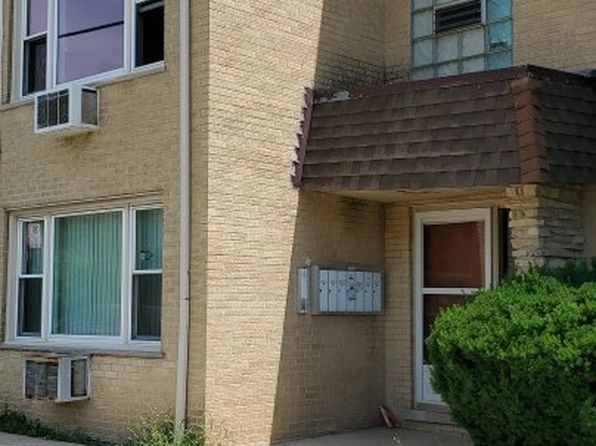 8758 W Berwyn Ave #1