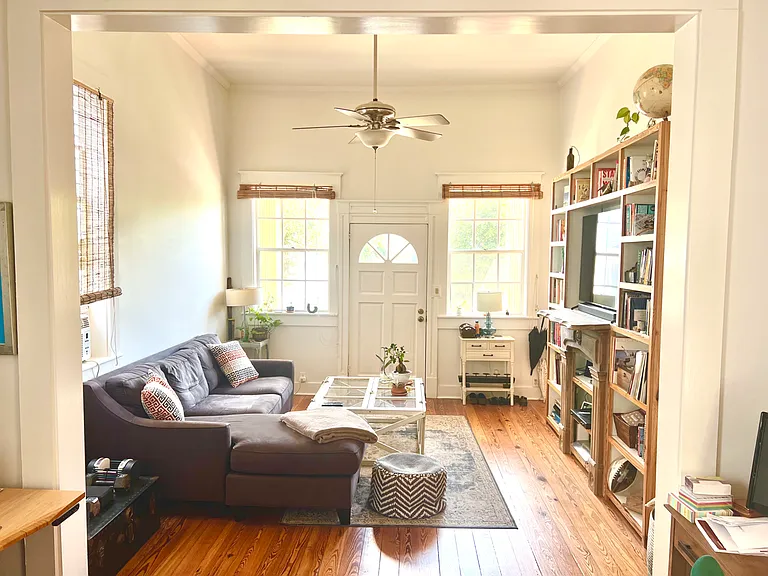 3033 Ponce De Leon St — Photo 1