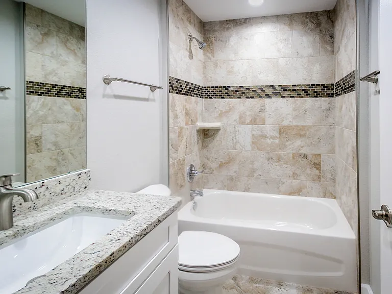 9184 N Peachtree Way — Photo 12