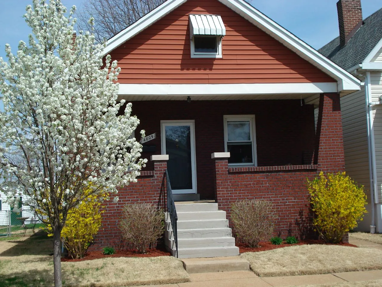 4809 Goethe Ave photo 1