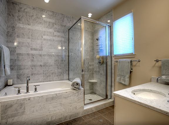 4th image of 3812 Tonkawa Trl #A