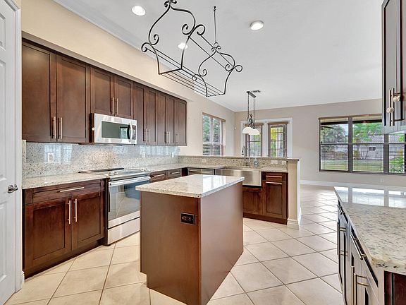 5th image of 3438 Harness Circle