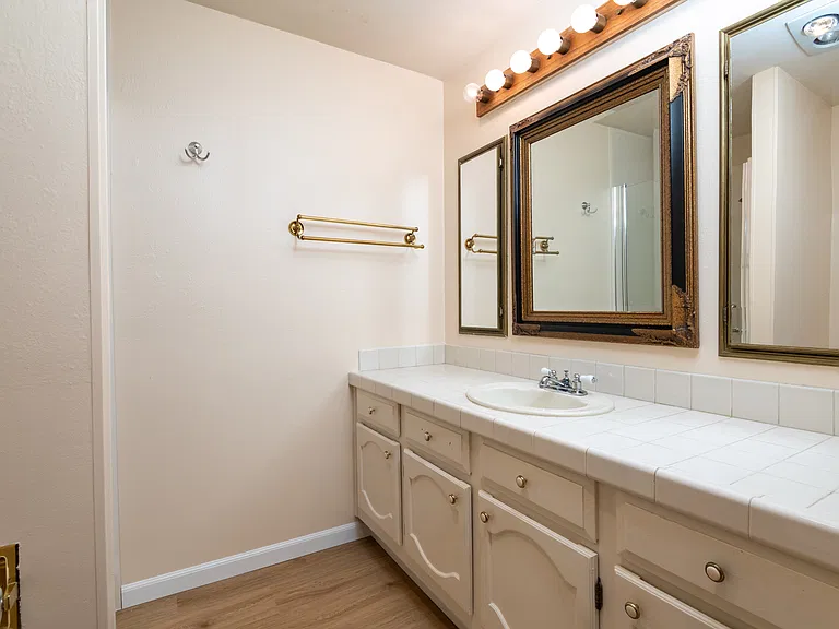 13215 Linden Ave N #301 — Photo 9