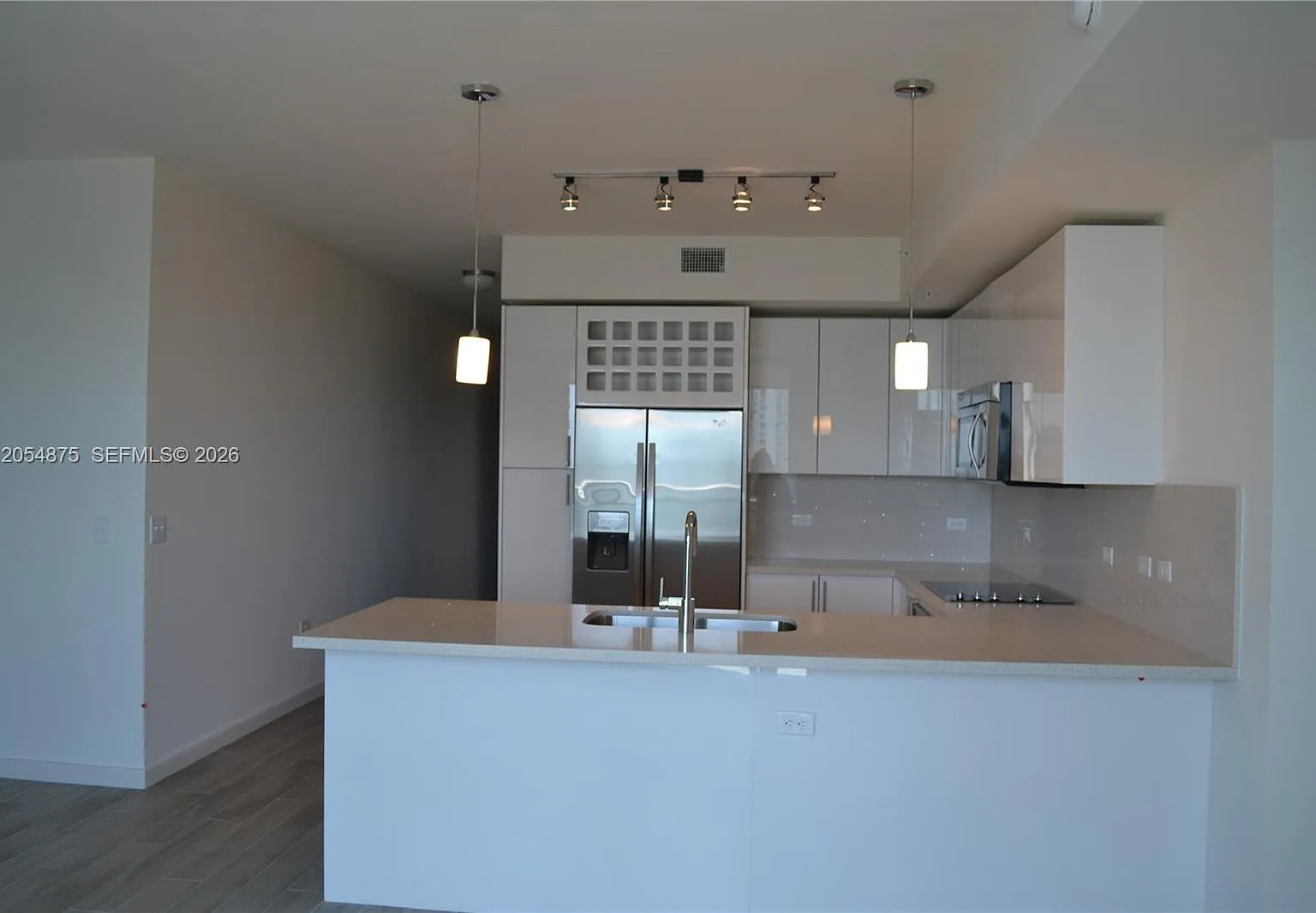 Nine At Mary Brickell Vil — Photo 2