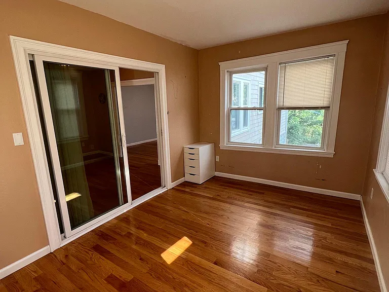 102-104 Varnum St #1 — Photo 7