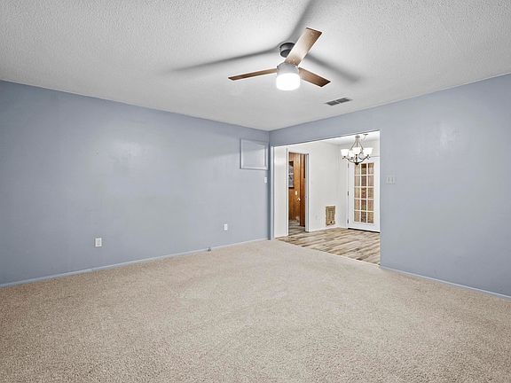 4th image of 11312 Barrett Rd