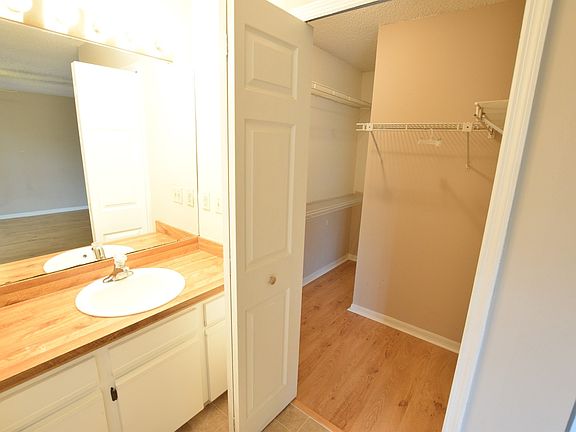 5th image of 611 E Amelia St #Eamel611-8