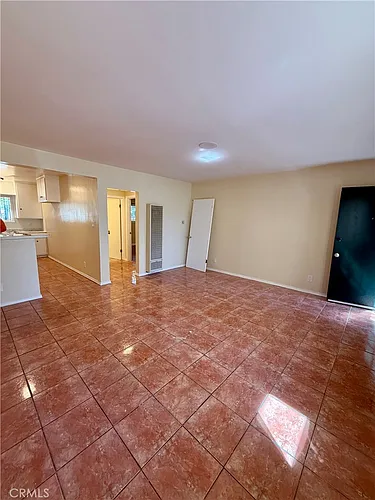 1805 S Rimpau Blvd Photo 1
