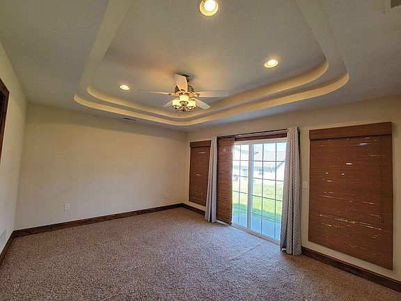 3rd image of 518 Stonedale Dr